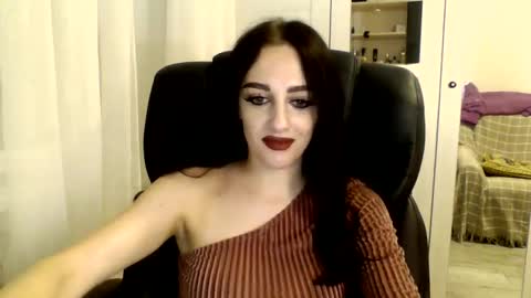 Ivy online show from February 28, 2025, 5:04 pm