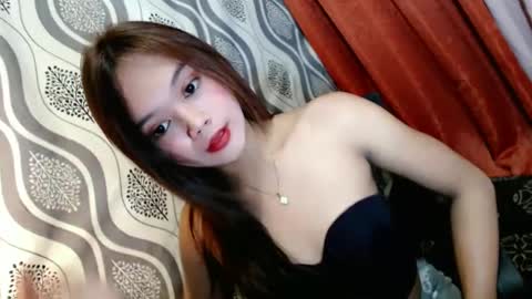 sweetyluna online show from December 28, 2024, 7:43 pm
