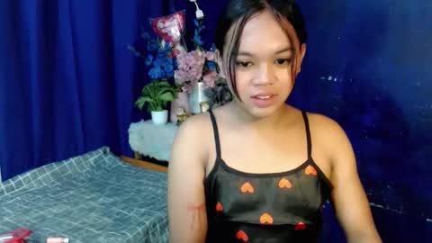 sweetyluna online show from January 12, 2026, 3:56 am