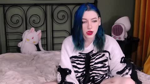 blacky_tea online show from January 14, 2025, 11:31 am