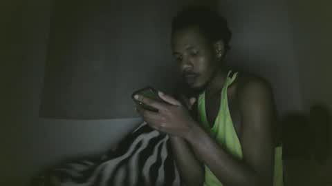 Snapshot of blackzilian_ chatting on October 16, 2025, 5:36 pm HASSAN online show from October 16, 2025, 5:36 pm