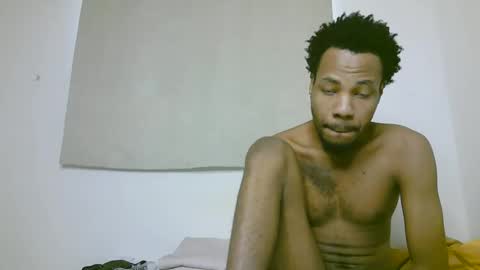 Snapshot of blackzilian_ chatting on October 22, 2025, 10:04 am HASSAN online show from October 22, 2025, 10:04 am