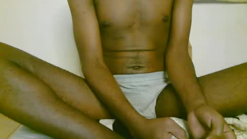 Snapshot of blackzilian_ chatting on October 27, 2025, 11:47 am HASSAN online show from October 27, 2025, 11:47 am