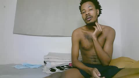 Snapshot of blackzilian_ chatting on October 28, 2025, 10:52 am HASSAN online show from October 28, 2025, 10:52 am