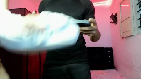 blade_15 online show from February 5, 2026, 11:09 pm