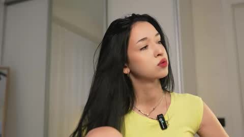 blade_emi_ online show from September 14, 2025, 7:40 am