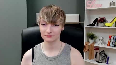 Snapshot of blair_erotic chatting on October 1, 2025, 6:19 am Blair online show from October 1, 2025, 6:19 am