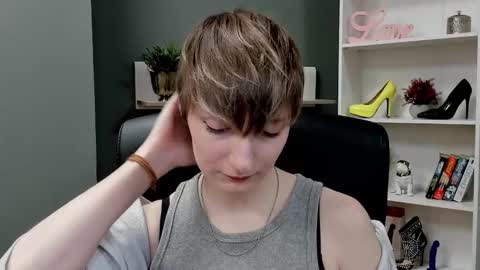 Snapshot of blair_erotic chatting on October 21, 2025, 6:14 am Blair online show from October 21, 2025, 6:14 am