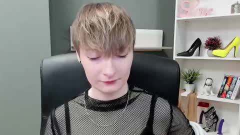 Snapshot of blair_erotic chatting on October 30, 2025, 7:21 am Blair online show from October 30, 2025, 7:21 am