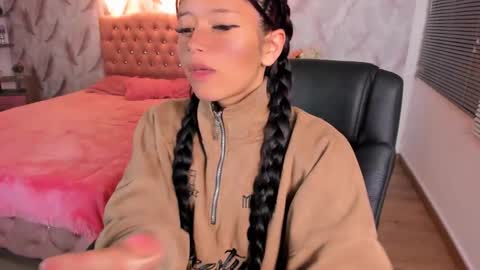 Snapshot of blair_harrison chatting on October 28, 2025, 11:03 am Blair online show from October 28, 2025, 11:03 am