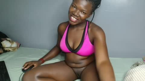 Snapshot of blair_sue chatting on July 17, 2026, 5:07 pm love online show from July 17, 2026, 5:07 pm