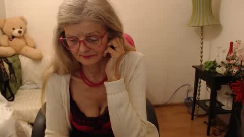 Snapshot of blairfort chatting on January 14, 2025, 2:43 pm blairfort online show from January 14, 2025, 2:43 pm