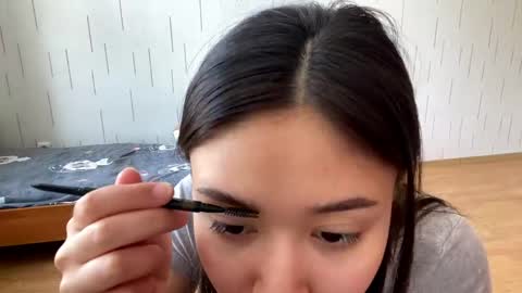 Mila online show from April 15, 2026, 8:21 am