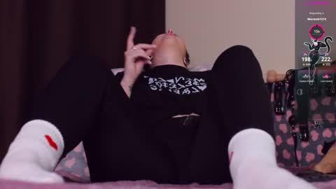 Snapshot of blake_luna chatting on December 18, 2024, 5:10 pm Britney online show from December 18, 2024, 5:10 pm