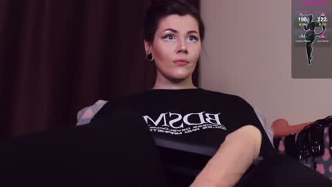 Snapshot of blake_luna chatting on February 6, 2025, 4:36 pm Britney online show from February 6, 2025, 4:36 pm