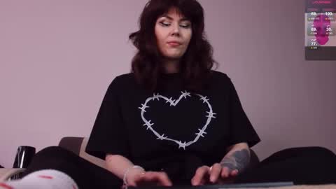 Snapshot of blake_luna chatting on October 13, 2025, 11:54 am Britney online show from October 13, 2025, 11:54 am