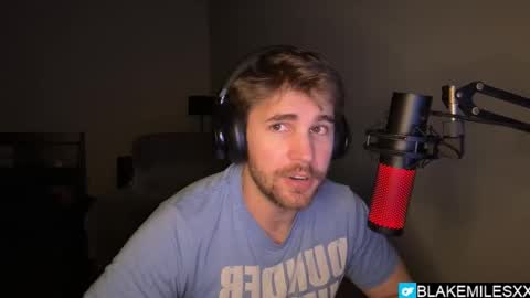 Snapshot of blakemiles2 chatting on February 14, 2026, 3:36 am Blake Miles online show from February 14, 2026, 3:36 am