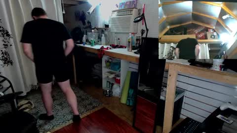 Snapshot of blakenextdoor chatting on April 10, 2026, 2:17 am Blake Jonson online show from April 10, 2026, 2:17 am