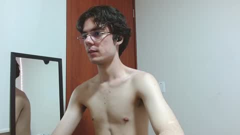 Snapshot of blakeshatter chatting on December 28, 2024, 6:39 am blakeshatter online show from December 28, 2024, 6:39 am