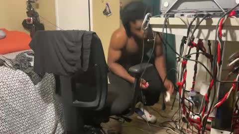 Blackjag00 online show from October 1, 2025, 5:02 am