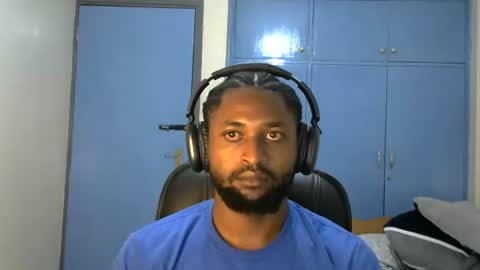 Snapshot of blakmoufaka chatting on October 18, 2025, 6:41 pm blakmoufaka online show from October 18, 2025, 6:41 pm
