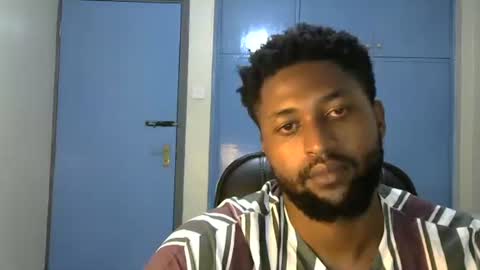 Snapshot of blakmoufaka chatting on October 21, 2025, 5:13 pm blakmoufaka online show from October 21, 2025, 5:13 pm