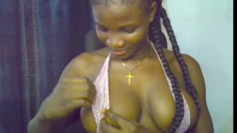 nikky00 online show from June 10, 2026, 8:35 am