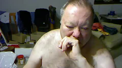 Snapshot of blemon32 chatting on December 25, 2024, 3:06 pm Bob online show from December 25, 2024, 3:06 pm