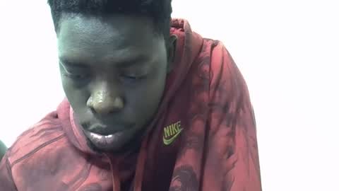 Black  brown online show from November 11, 2025, 6:52 pm