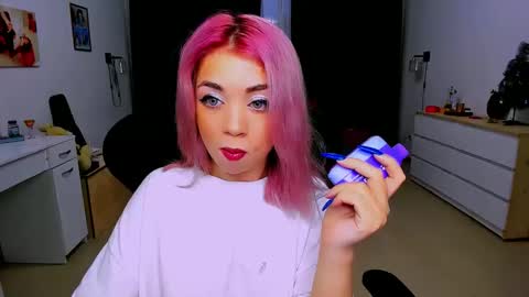 Snapshot of blinkofeyess chatting on December 3, 2024, 4:03 am Nicole online show from December 3, 2024, 4:03 am