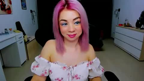 Snapshot of blinkofeyess chatting on December 4, 2024, 4:10 am Nicole online show from December 4, 2024, 4:10 am