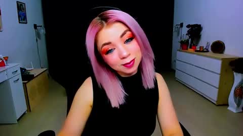 Snapshot of blinkofeyess chatting on January 22, 2025, 3:31 am Nicole online show from January 22, 2025, 3:31 am