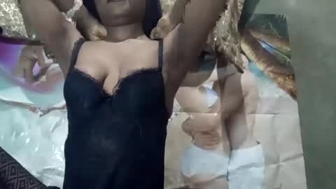 Snapshot of blktulipsxx chatting on October 29, 2025, 2:14 am Lola online show from October 29, 2025, 2:14 am