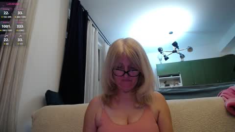 Karina online show from January 17, 2025, 8:33 pm