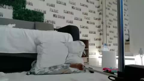 Snapshot of blonddaiana23 chatting on February 11, 2025, 8:26 am blonddaiana23 online show from February 11, 2025, 8:26 am