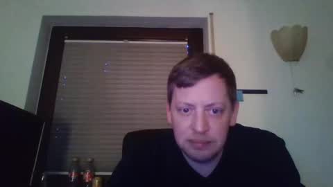 Snapshot of blonde32m chatting on January 1, 2025, 3:35 pm blonde32m online show from January 1, 2025, 3:35 pm