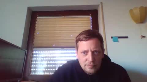 Snapshot of blonde32m chatting on January 14, 2025, 1:28 pm blonde32m online show from January 14, 2025, 1:28 pm