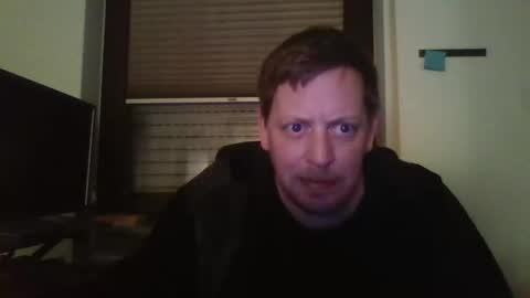 Snapshot of blonde32m chatting on February 8, 2025, 12:38 am blonde32m online show from February 8, 2025, 12:38 am