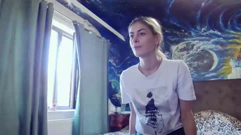 blonde4pasion online show from October 20, 2025, 10:49 am