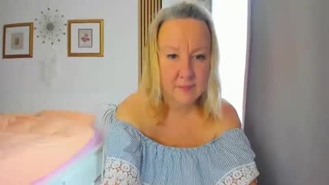Nicole online show from December 14, 2024, 9:40 am
