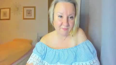Nicole online show from December 14, 2024, 4:31 pm
