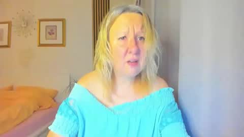 Nicole online show from December 30, 2024, 5:48 am