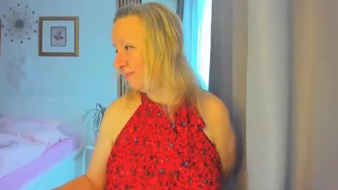 Nicole online show from January 8, 2025, 11:54 am