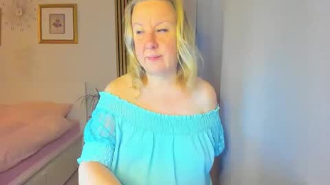 Nicole online show from January 10, 2025, 5:15 am