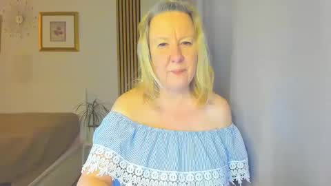 Nicole online show from January 21, 2025, 4:37 pm
