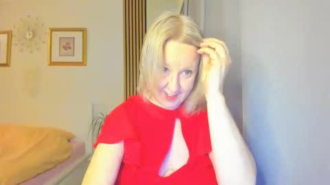 Nicole online show from February 6, 2025, 5:25 am