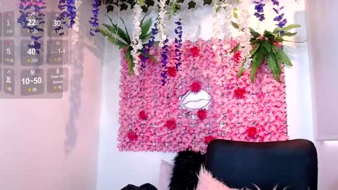blonde_squirt_ online show from December 31, 2024, 5:07 pm