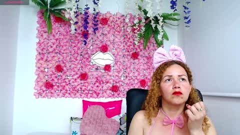 blonde_squirt_ online show from January 30, 2025, 3:55 am