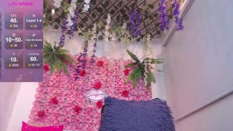 blonde_squirt_ online show from February 19, 2026, 9:38 am