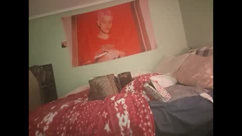 Snapshot of blondebellaaa3 chatting on January 22, 2025, 1:53 pm Gia  online show from January 22, 2025, 1:53 pm